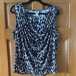 Worthington Black and White Patterned Tank Top
